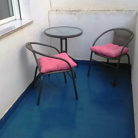 Downtown With Wifi & Tv Box Appartement